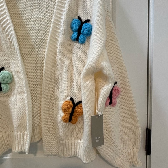 NWT - Luna Ivy - Knitted Butterfly Cardigan - Picture 4 of 7